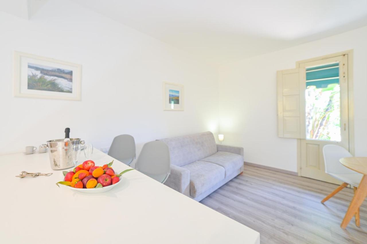 Hotel Baia Delle Sirene Таормина Екстериор снимка