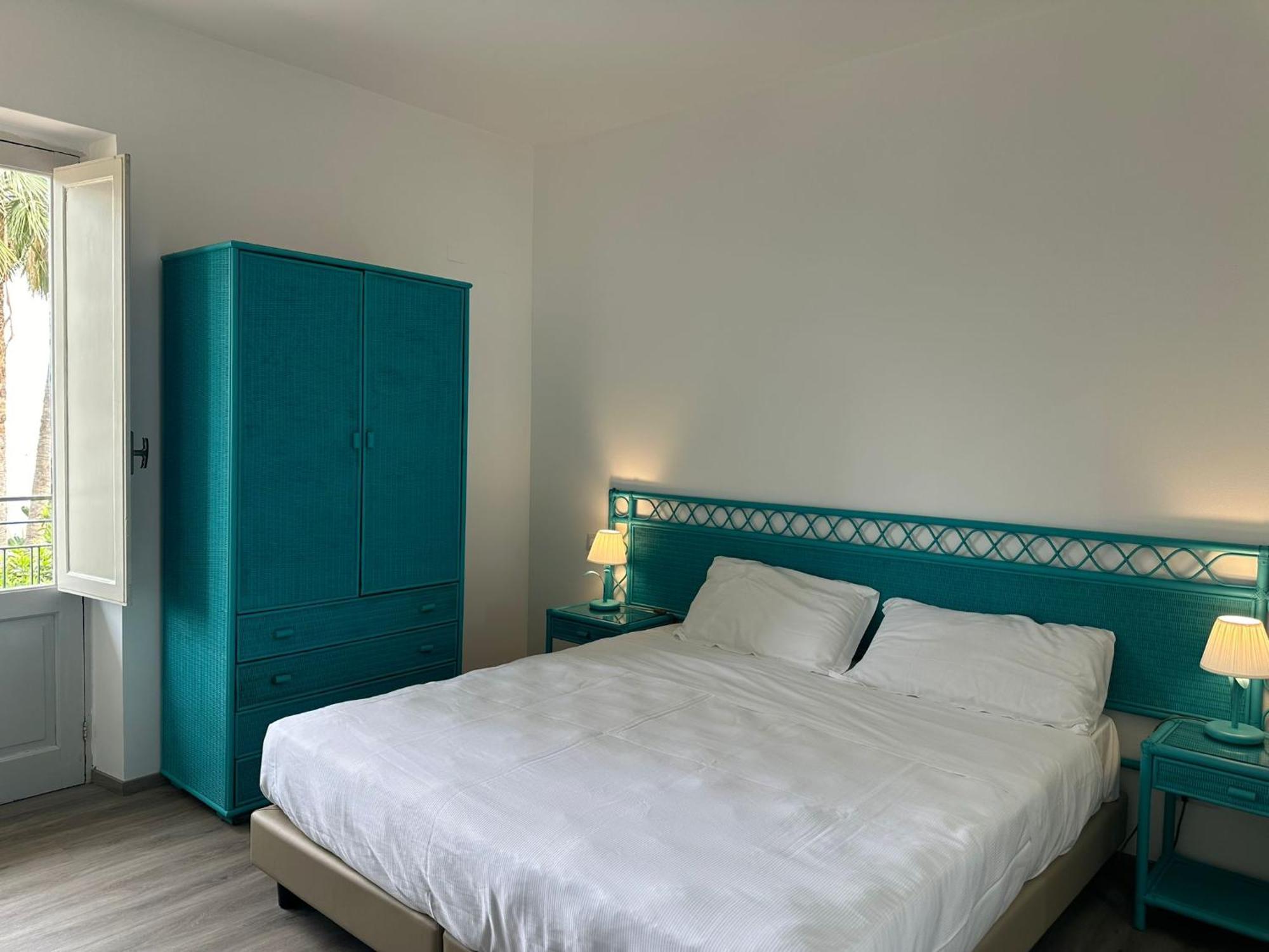 Hotel Baia Delle Sirene Таормина Екстериор снимка